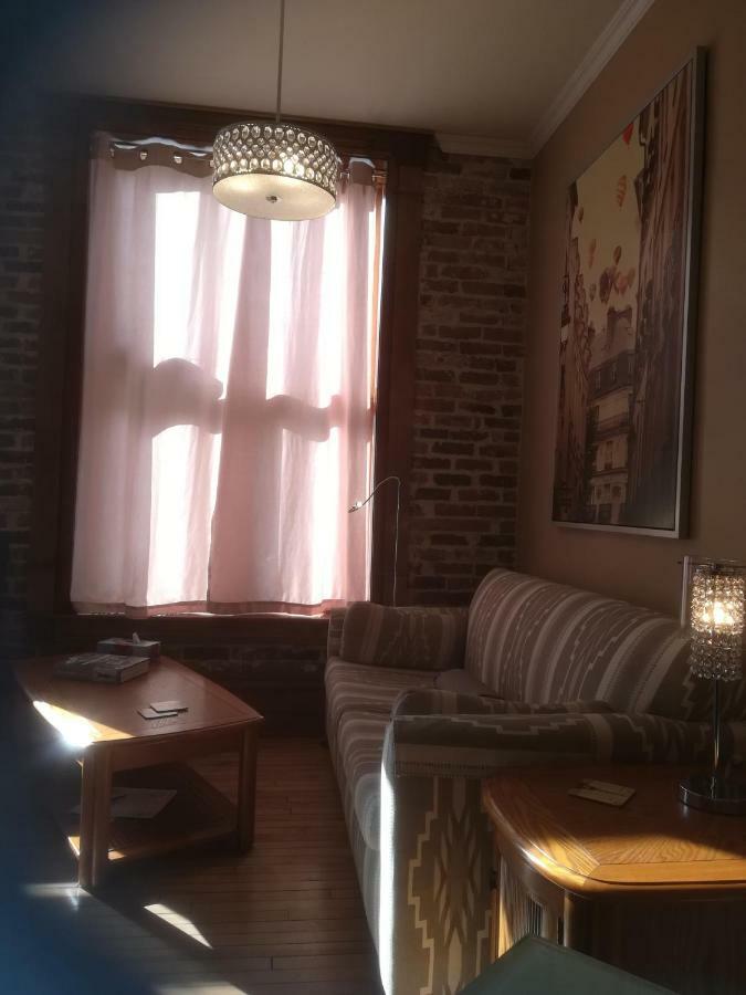 Vieux-Old Farnham Appart-Condotel Екстер'єр фото